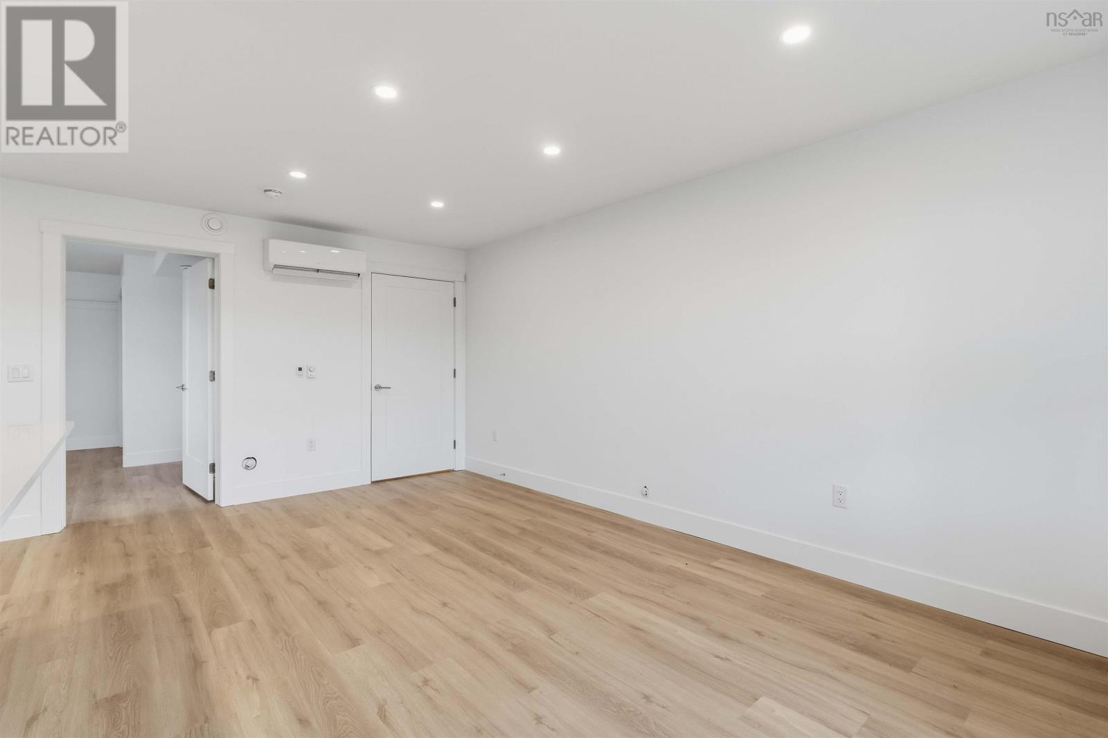 Property 42 of 49 of 6 Berm Street