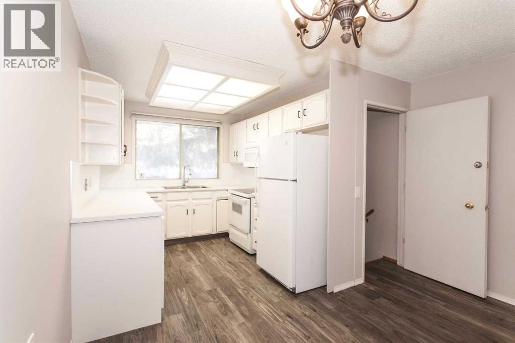 Single Family House Bungalow for Sale in  Lynnover Road SE Ogden Calgary 
