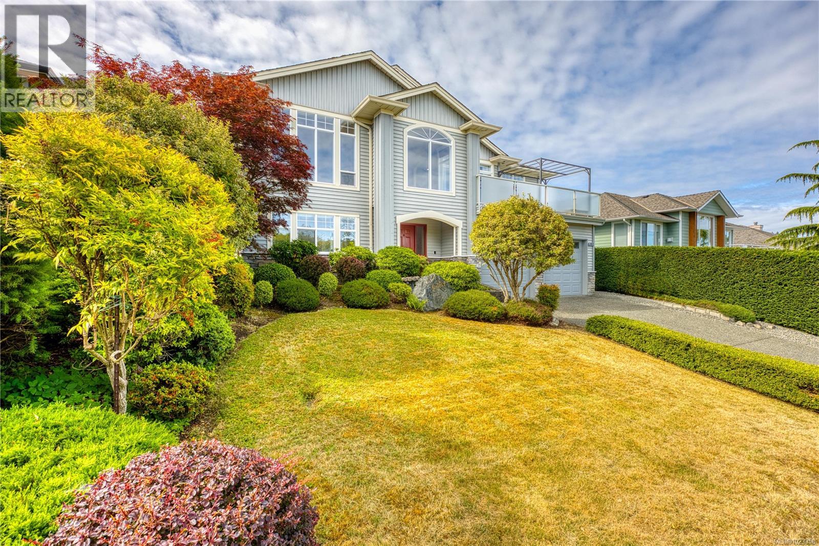 6381 Icarus Dr, Nanaimo