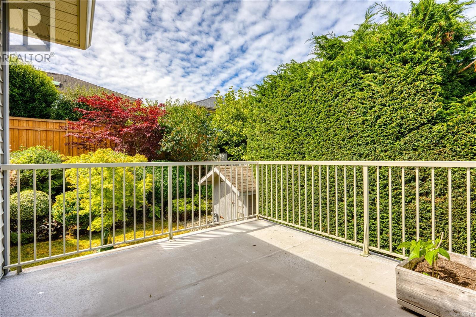 6381 Icarus Dr, Nanaimo