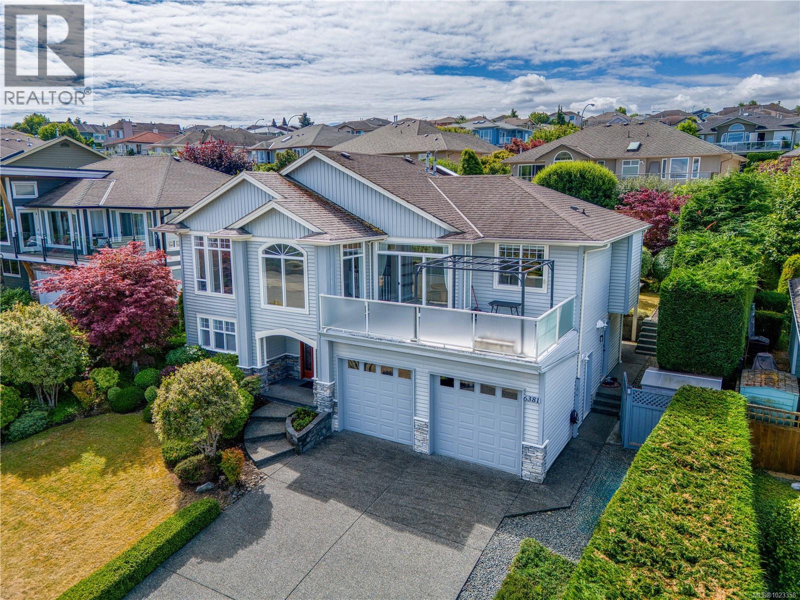 6381 Icarus Dr, Nanaimo