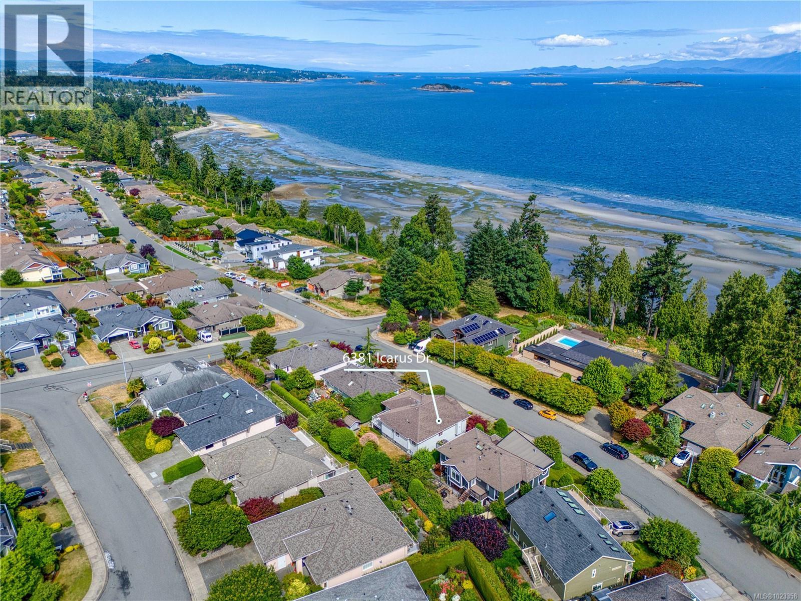 6381 Icarus Dr, Nanaimo