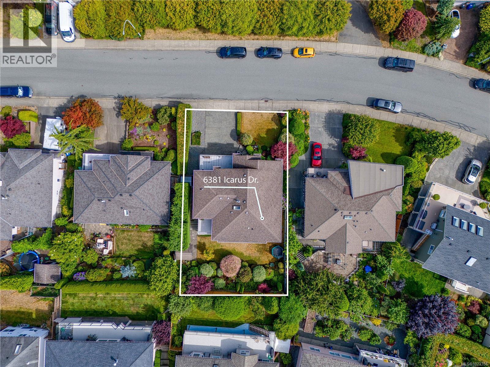 6381 Icarus Dr, Nanaimo