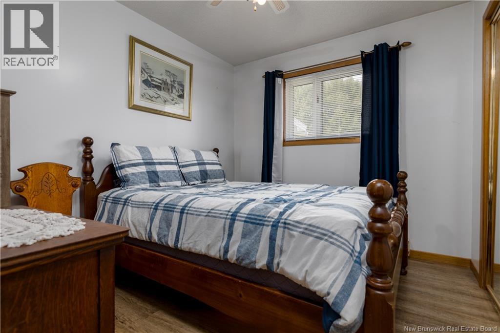 12 Colebrooke Road - 16