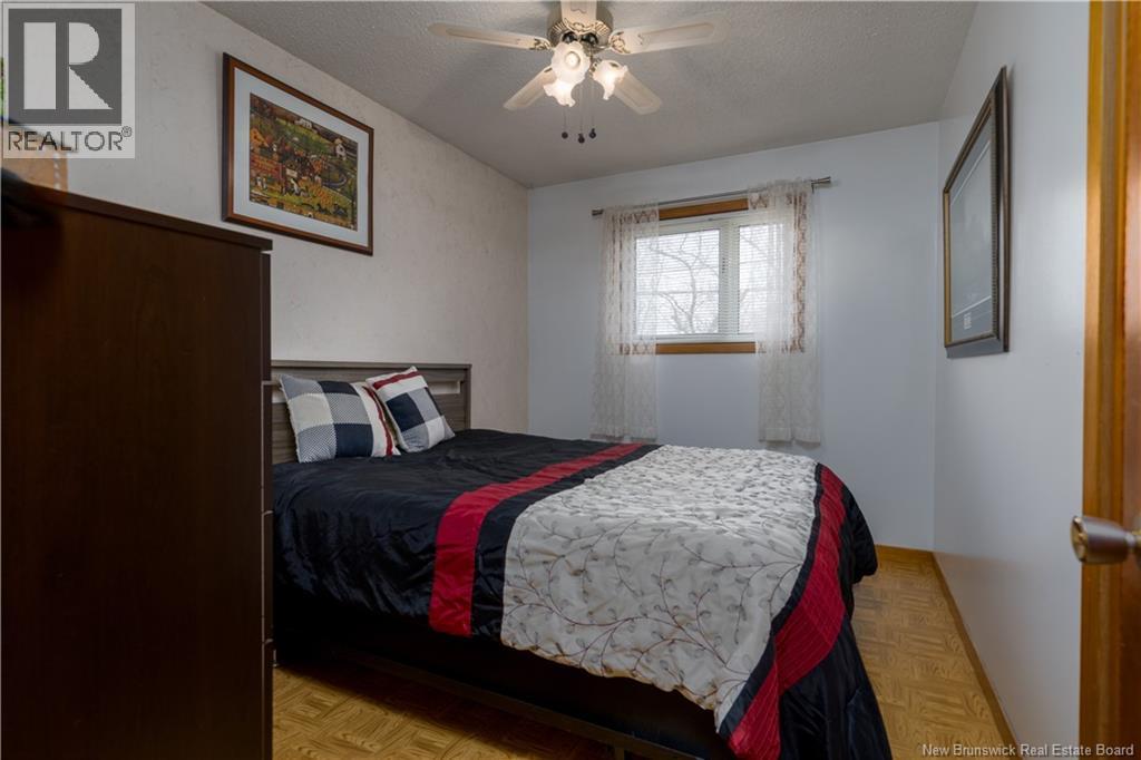 12 Colebrooke Road - 17