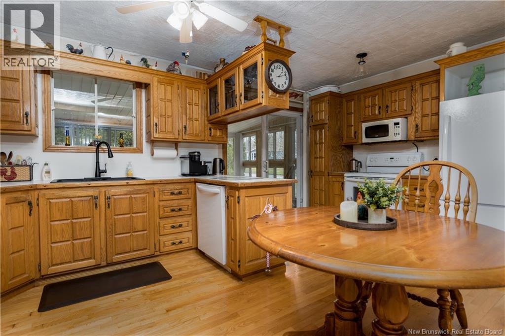 12 Colebrooke Road - 6