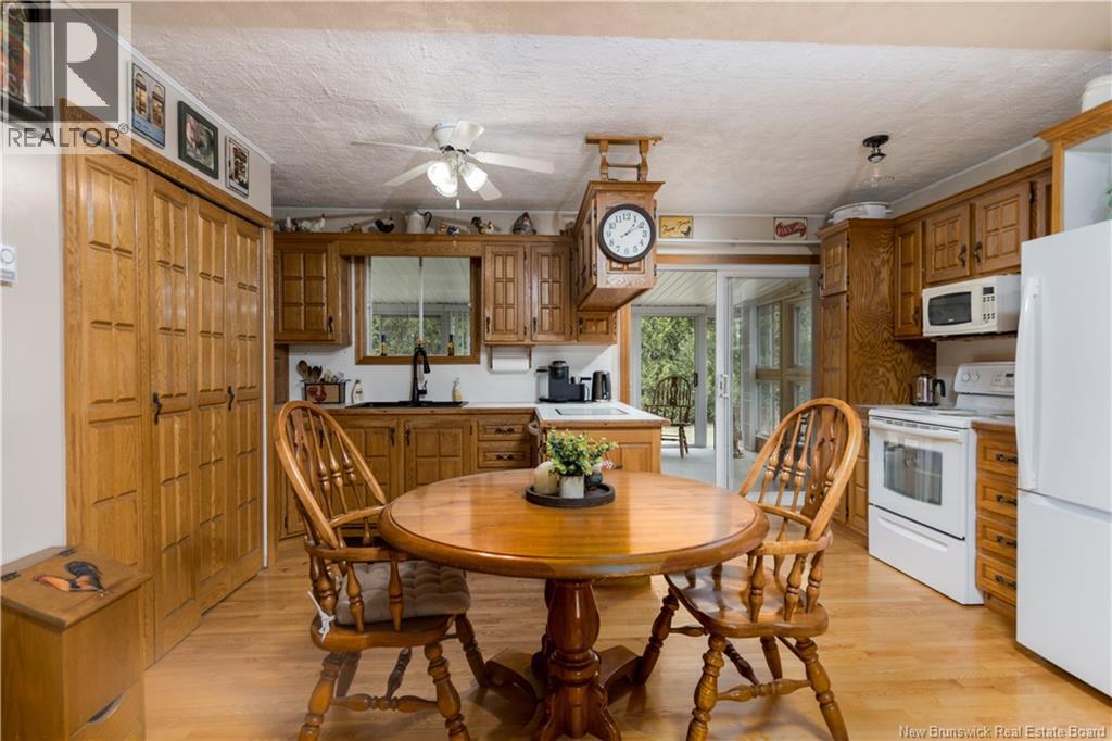 12 Colebrooke Road - 7