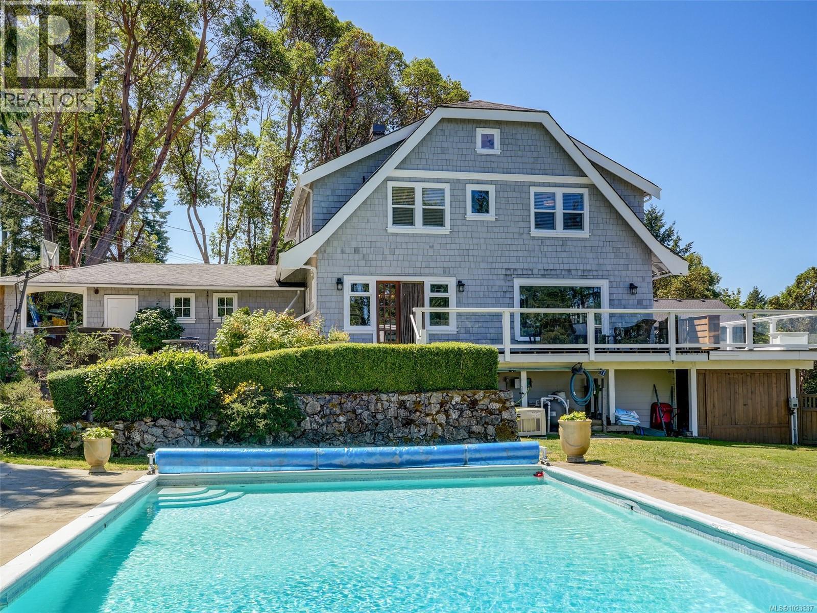 2564 Lavinia Rd, Shawnigan Lake