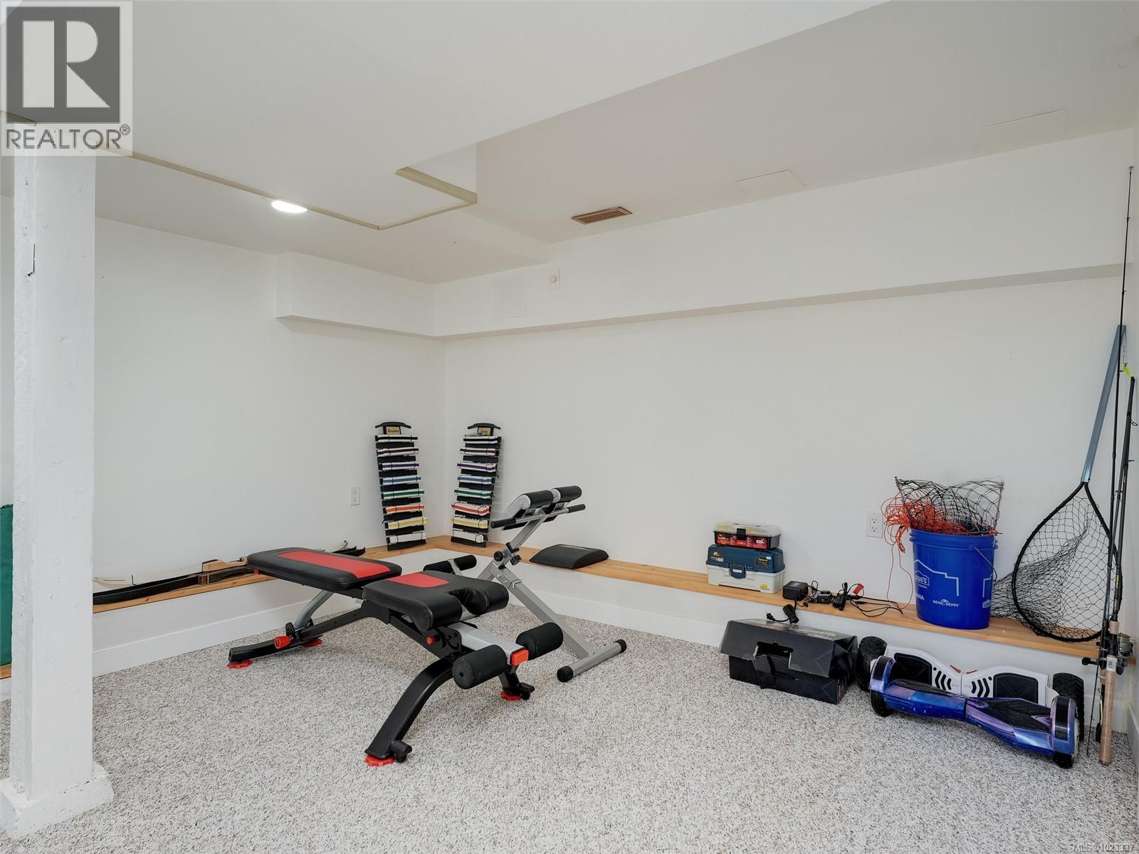 2564 Lavinia Rd, Shawnigan Lake