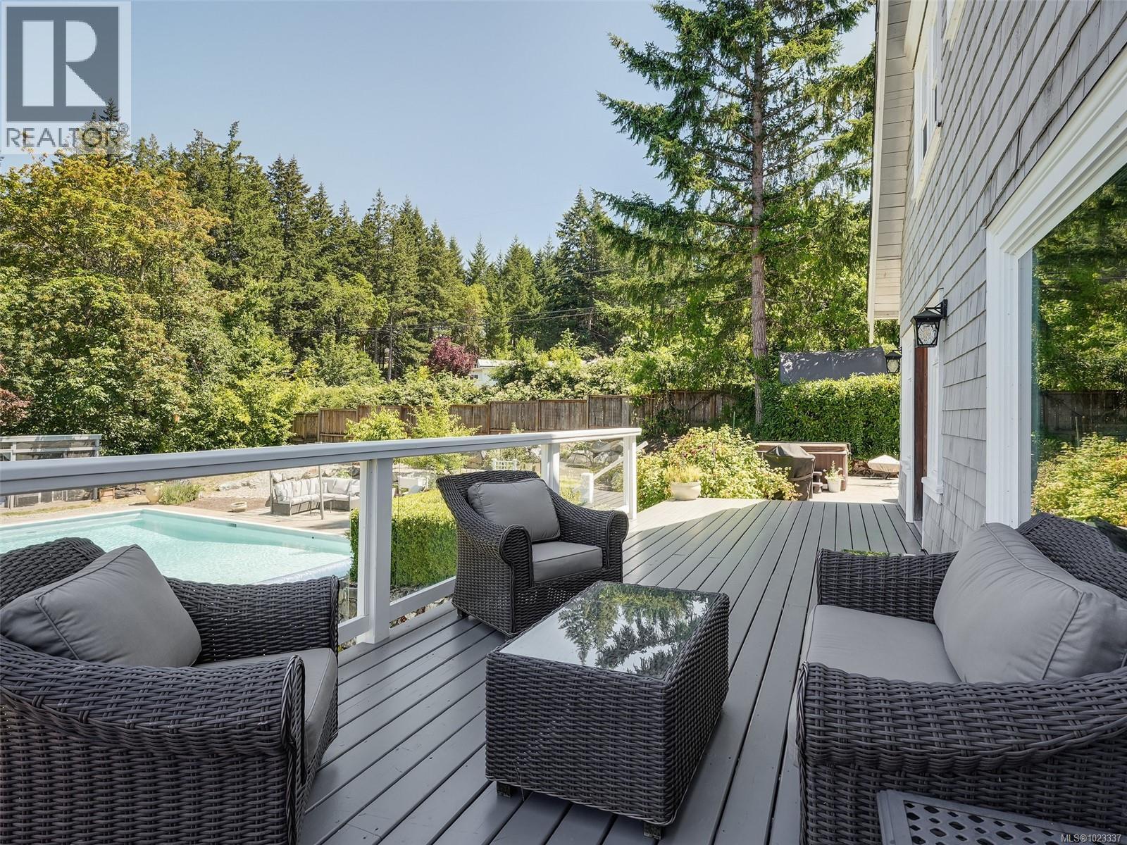 2564 Lavinia Rd, Shawnigan Lake