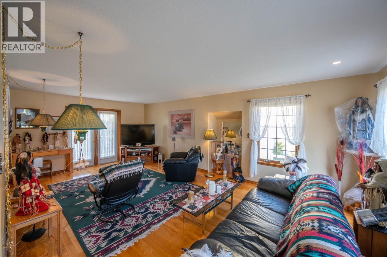  43 Harbour Key Drive, Osoyoos