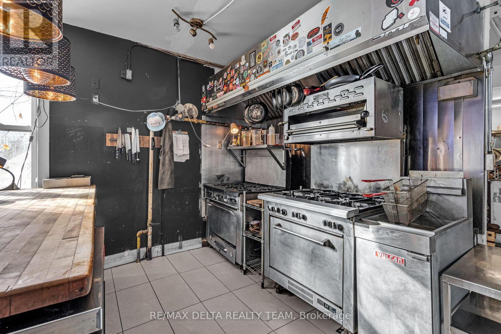 2607 OLD MONTREAL ROAD — photo 25