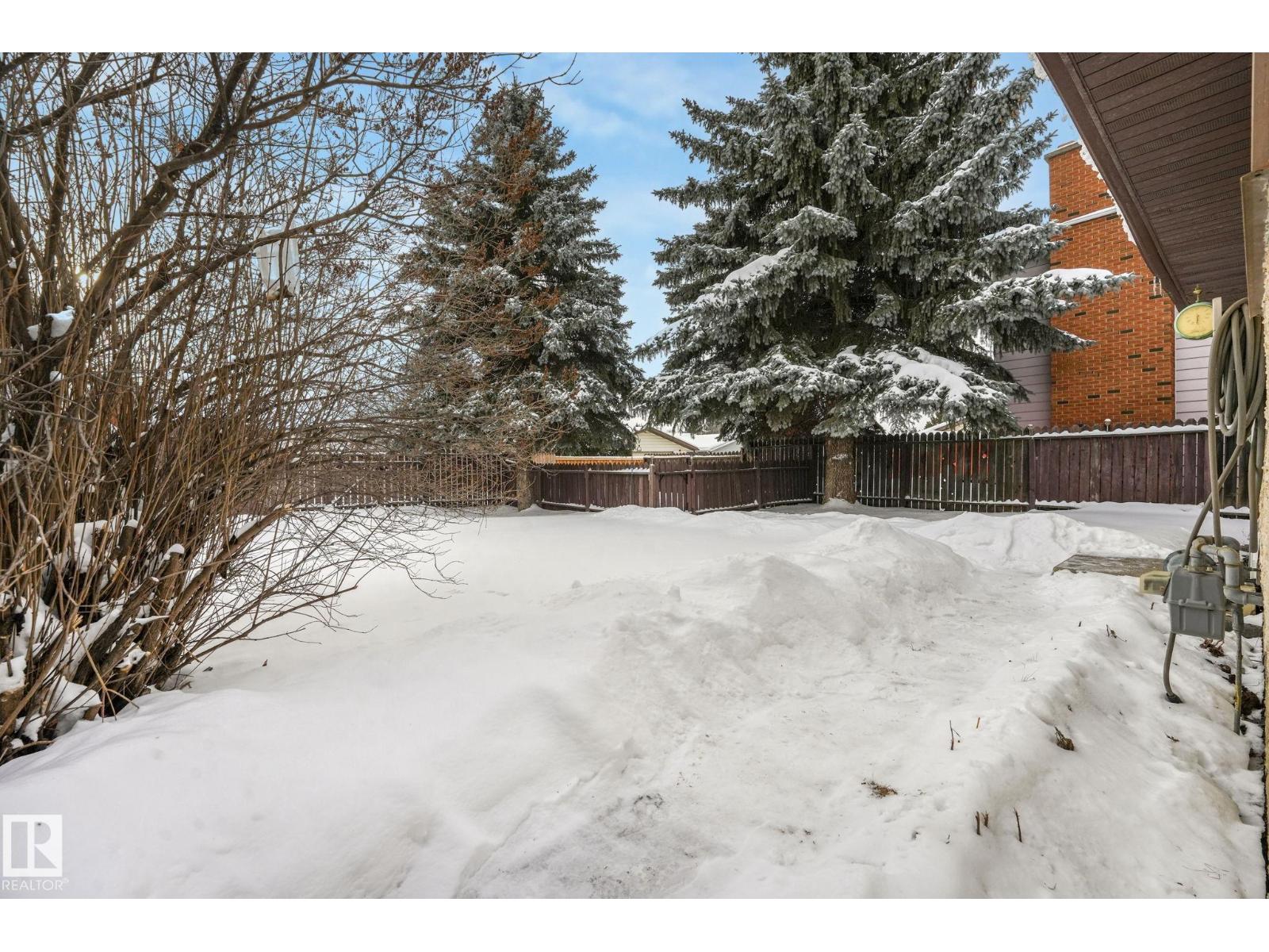 6411 12 AV NW, Edmonton