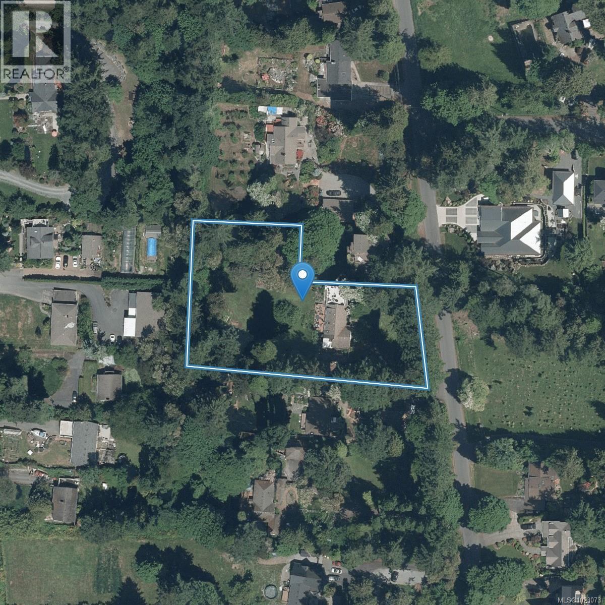  5182 Santa Clara Avenue, Saanich