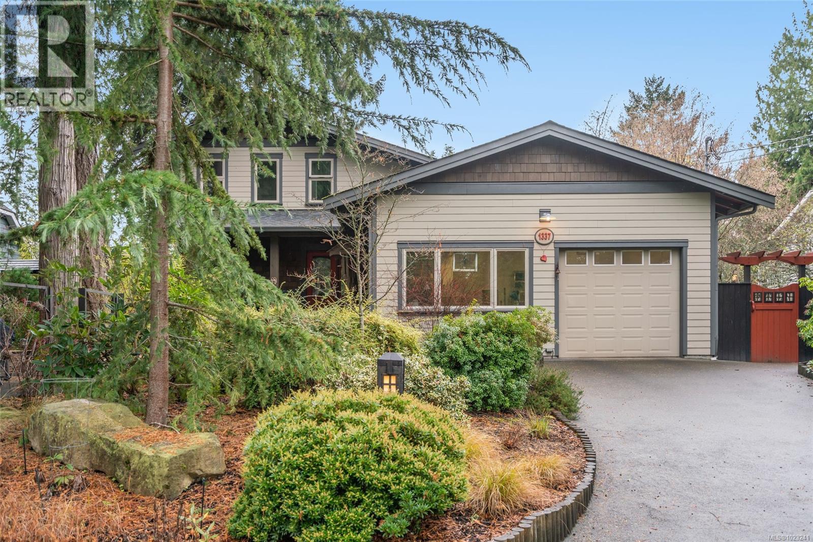 1337 Carmel Pl, Nanoose Bay