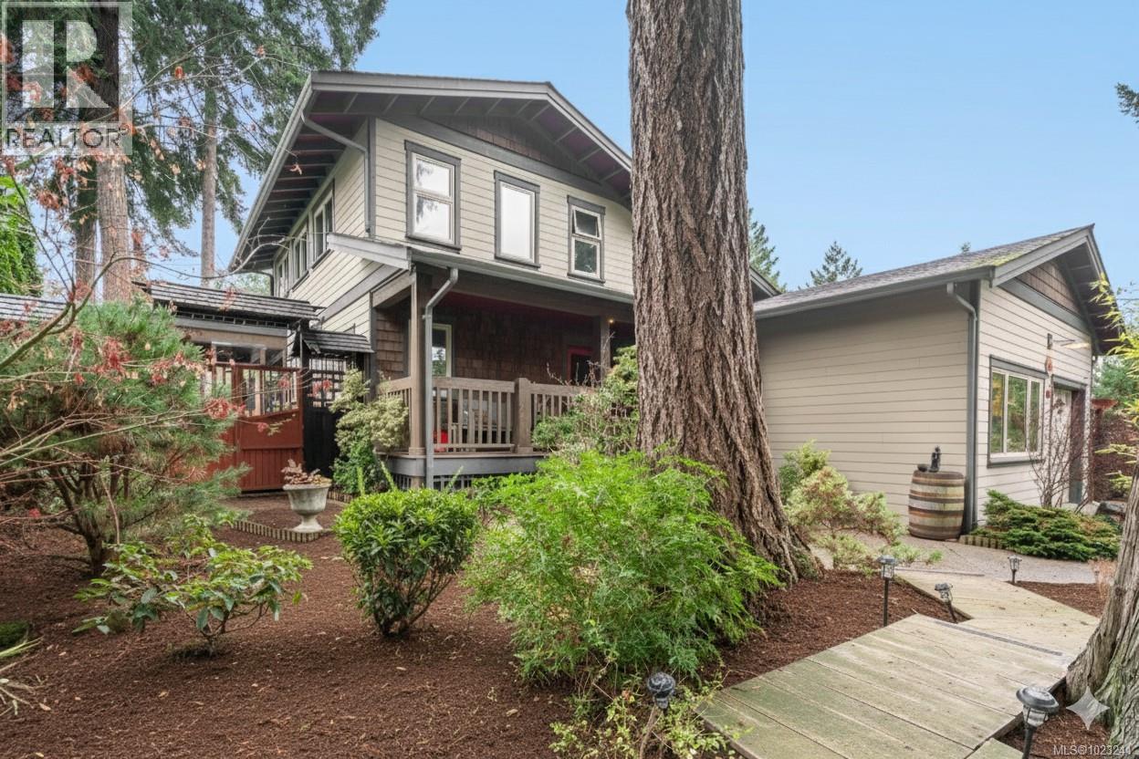 1337 Carmel Pl, Nanoose Bay