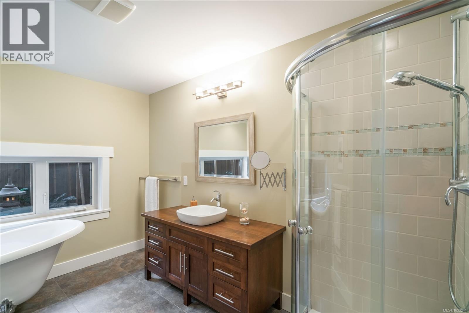 1337 Carmel Pl, Nanoose Bay