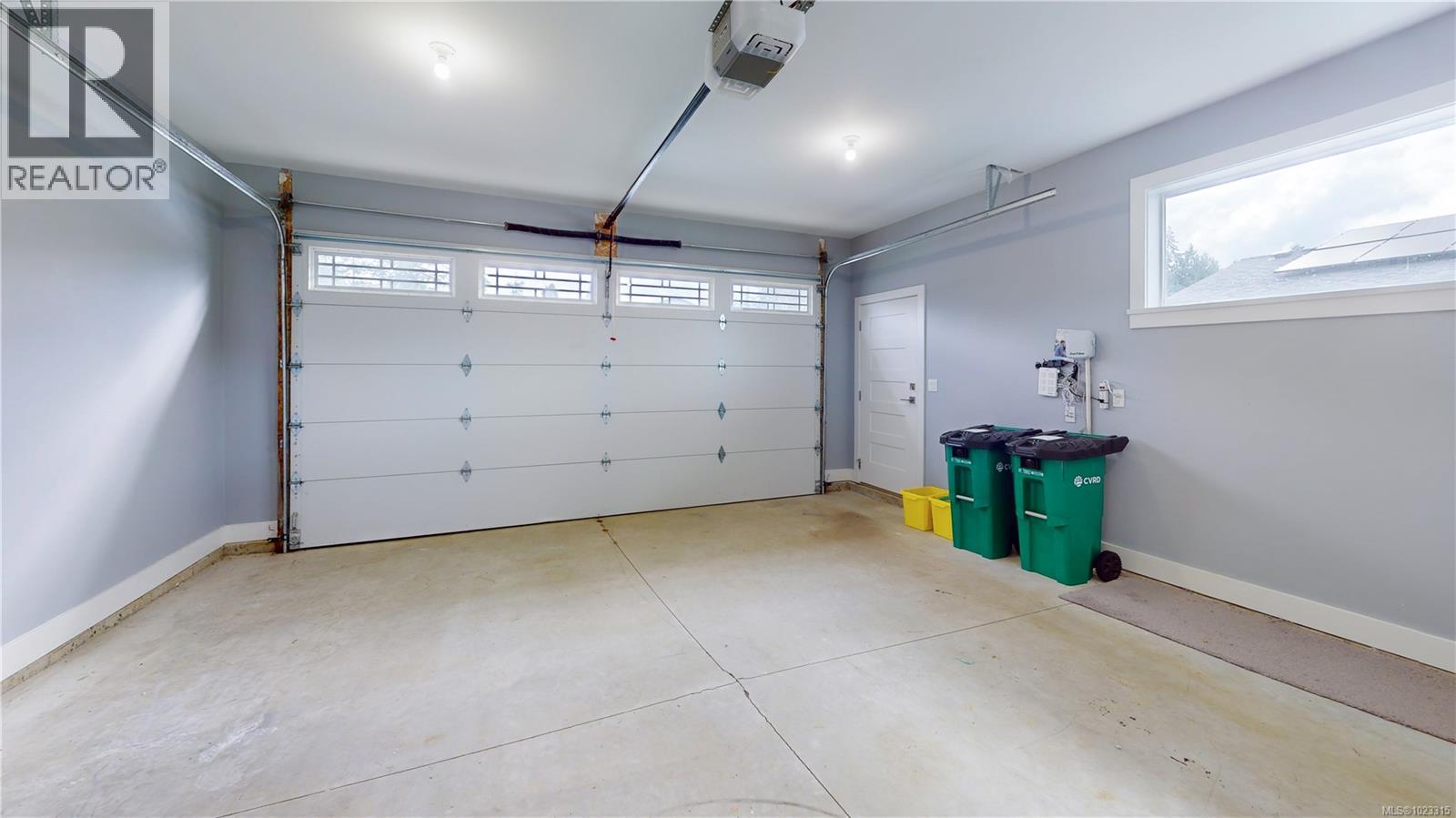 1587 Rondeault Rd, Cowichan Bay