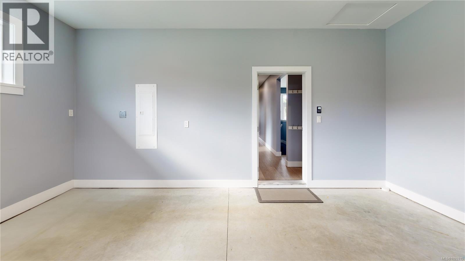 1587 Rondeault Rd, Cowichan Bay