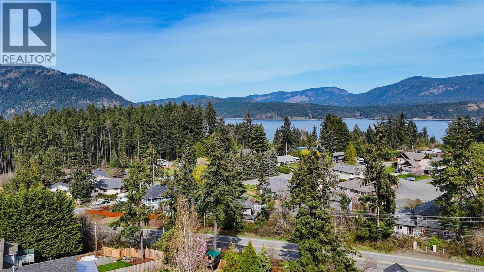 1587 Rondeault Rd, Cowichan Bay