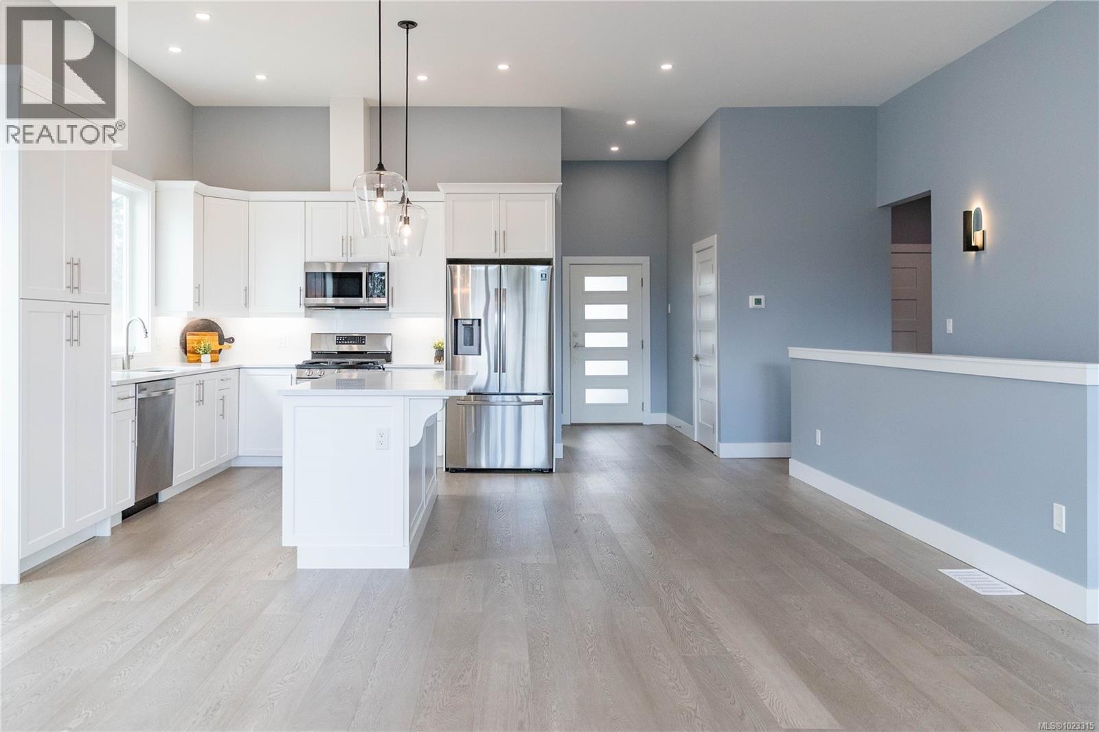 1587 Rondeault Rd, Cowichan Bay