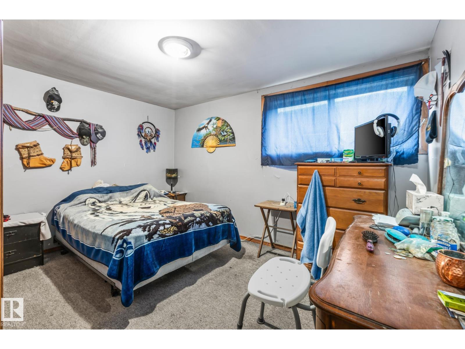 Single Family House Bungalow for Sale in /  ST NW Edmonton 