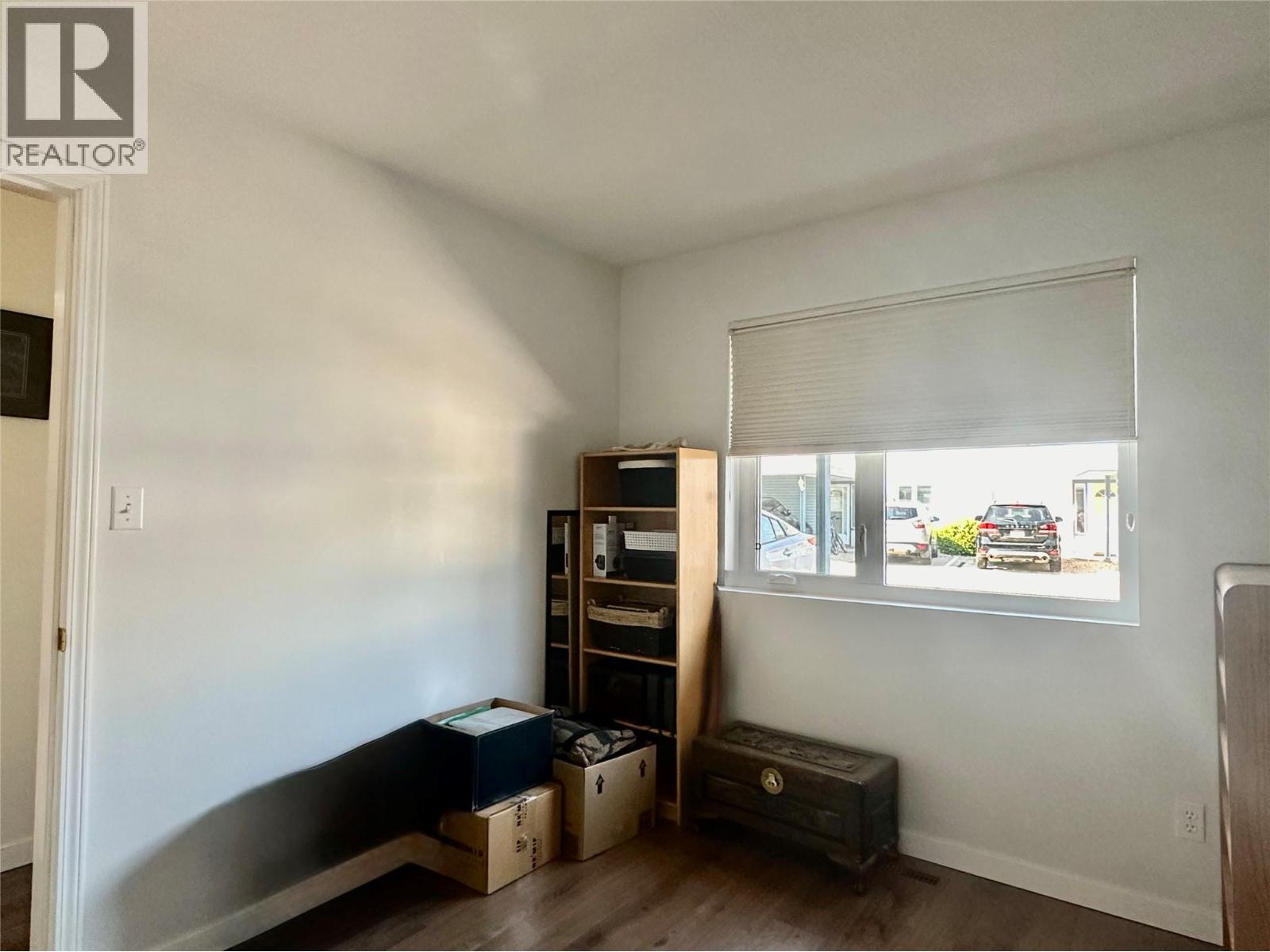 35 6446 MEADOWS Drive, Oliver