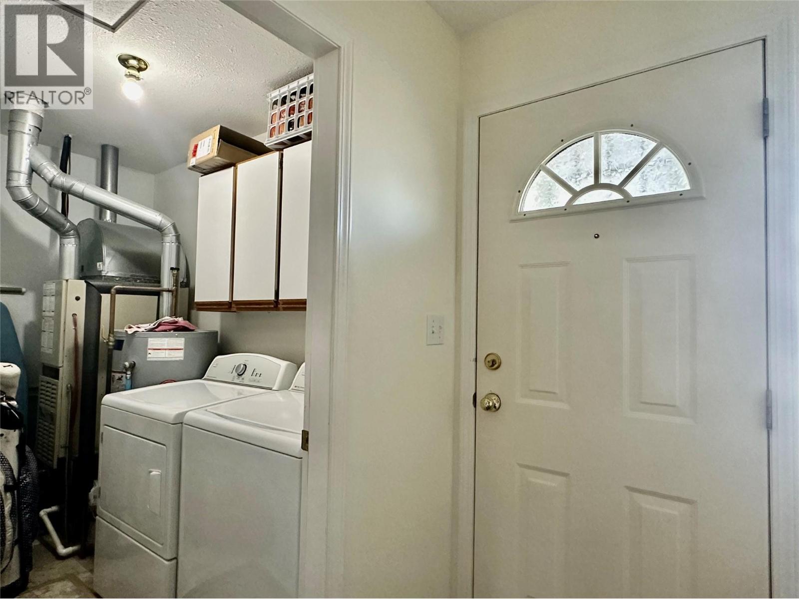 35 6446 MEADOWS Drive, Oliver