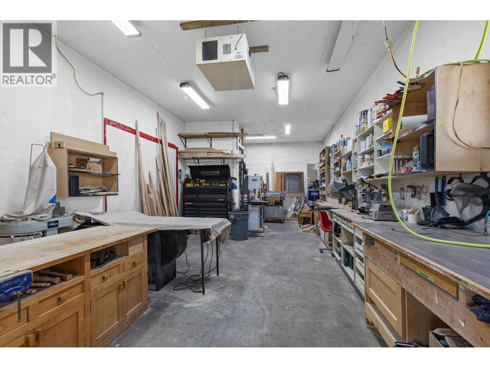  6025 Farmers Drive, Kelowna