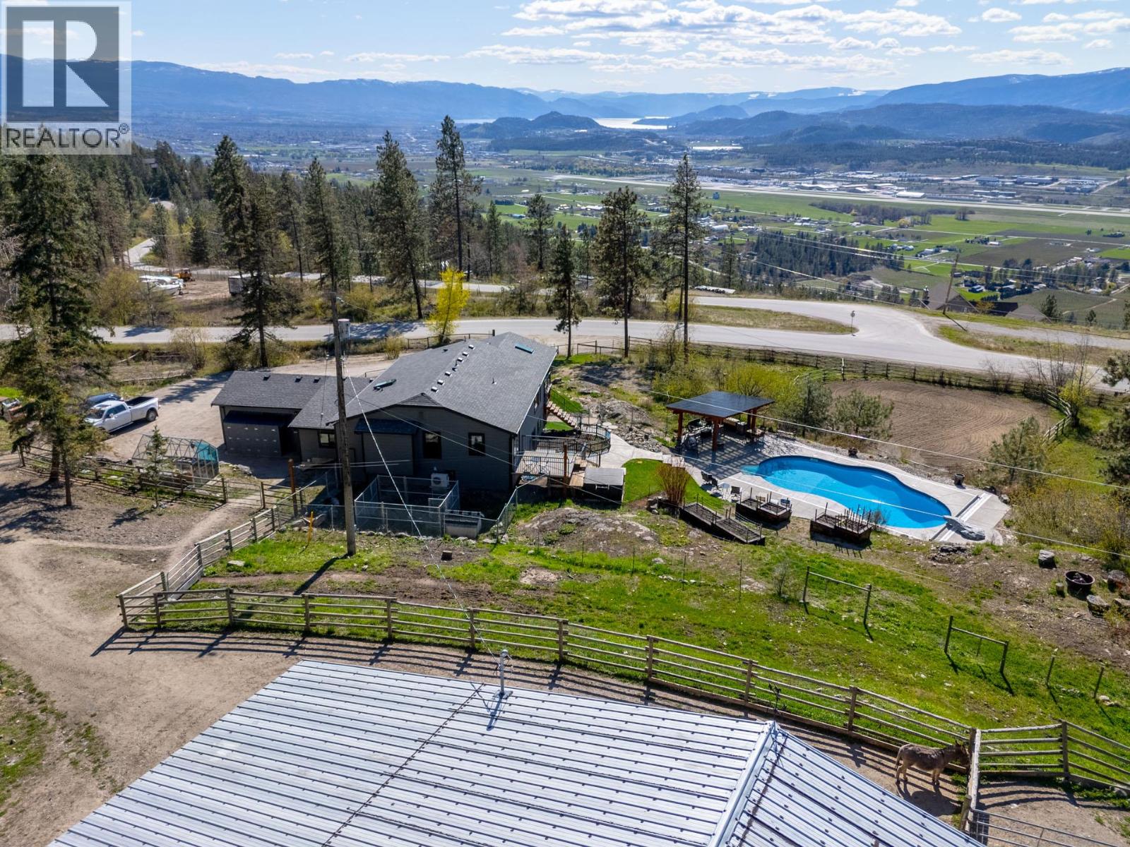  6025 Farmers Drive, Kelowna