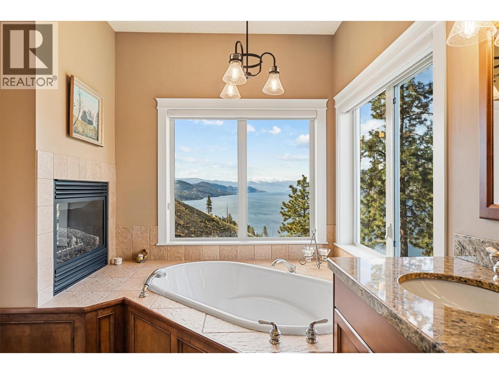 30 10726 Nighthawk Road, Lake Country