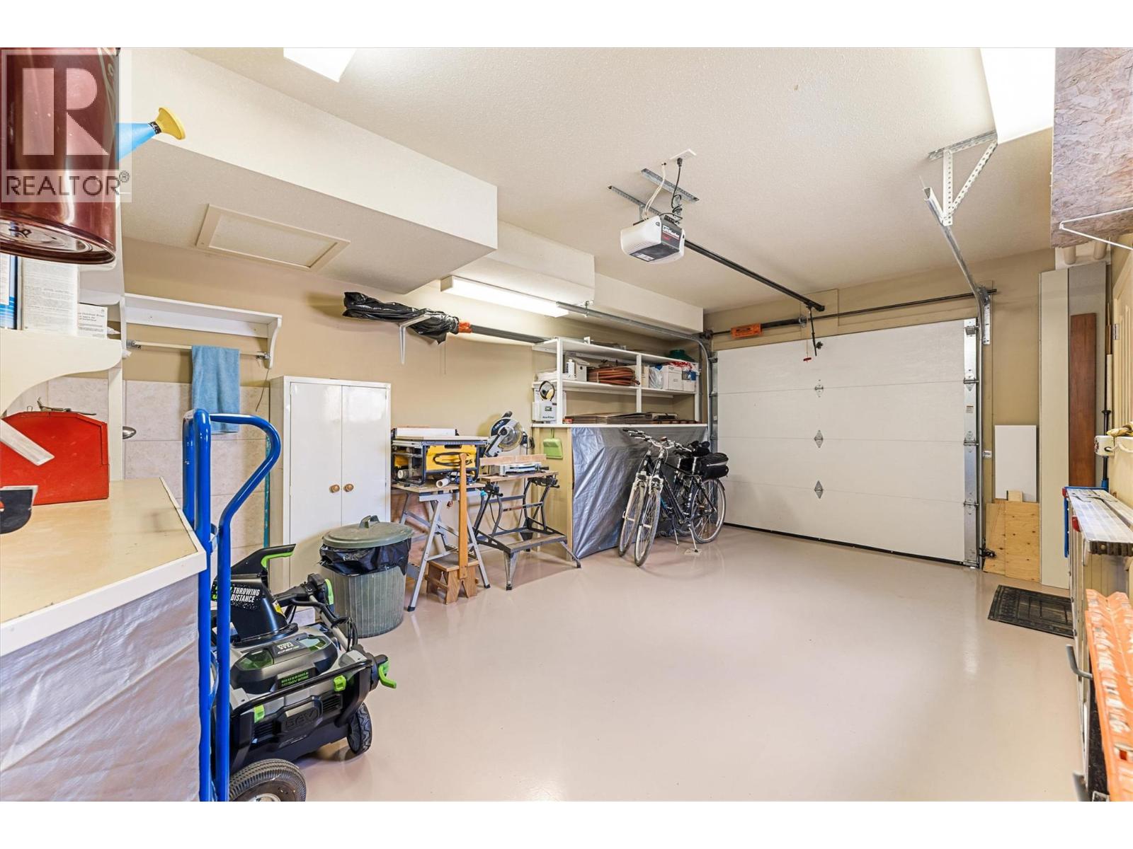 30 10726 Nighthawk Road, Lake Country