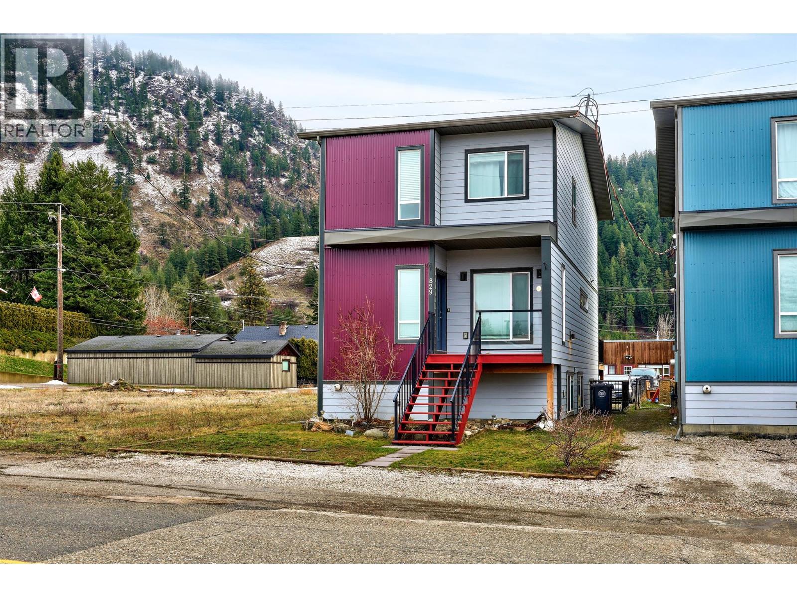 829 Okanagan Avenue, Chase
