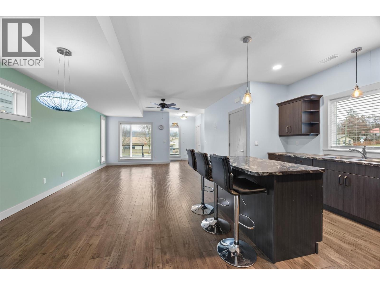 829 Okanagan Avenue, Chase