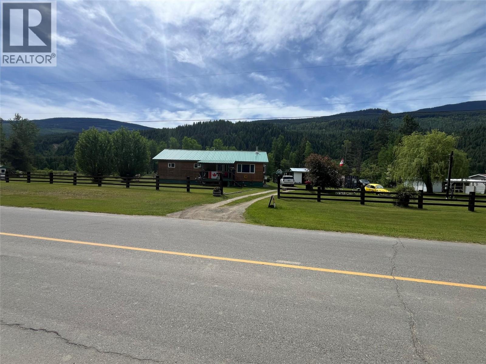 1924 BIRCH ISLAND LOST CREEK ROAD - 26