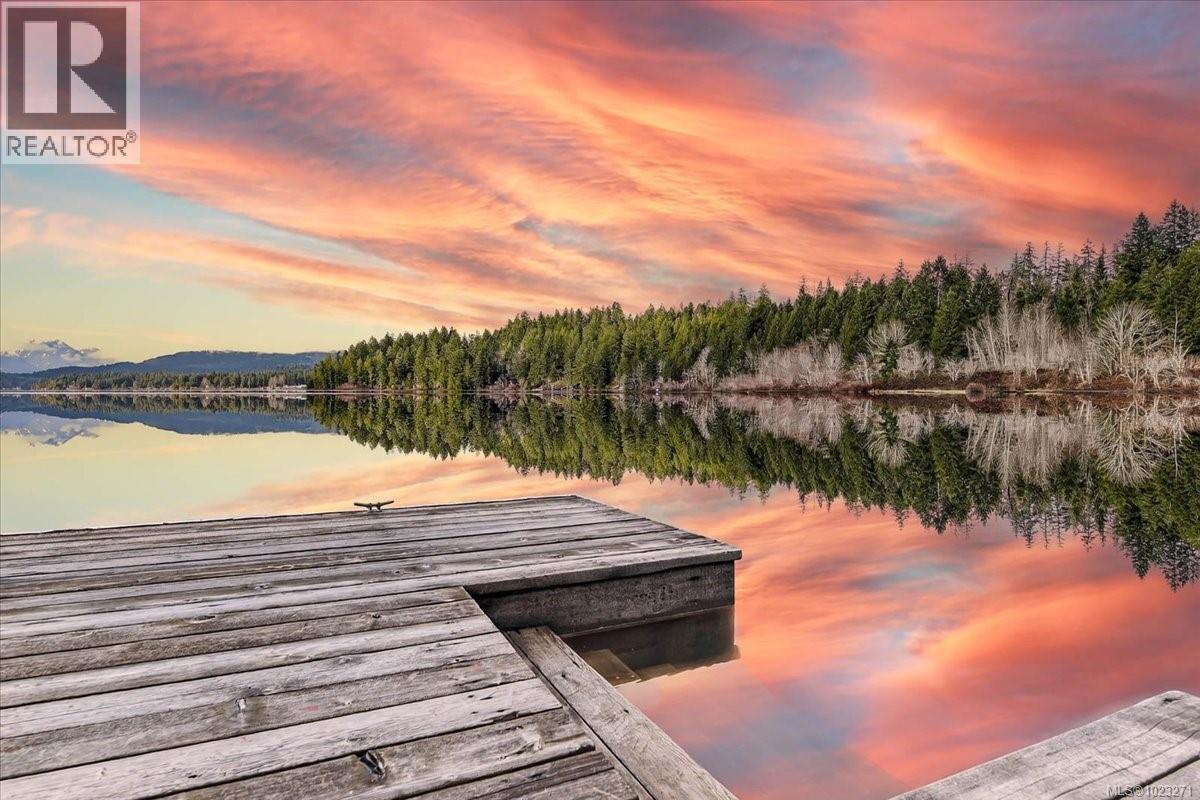 8253 Dickson Dr, Port Alberni