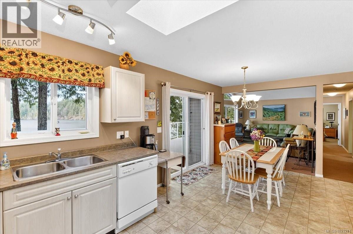 8253 Dickson Dr, Port Alberni