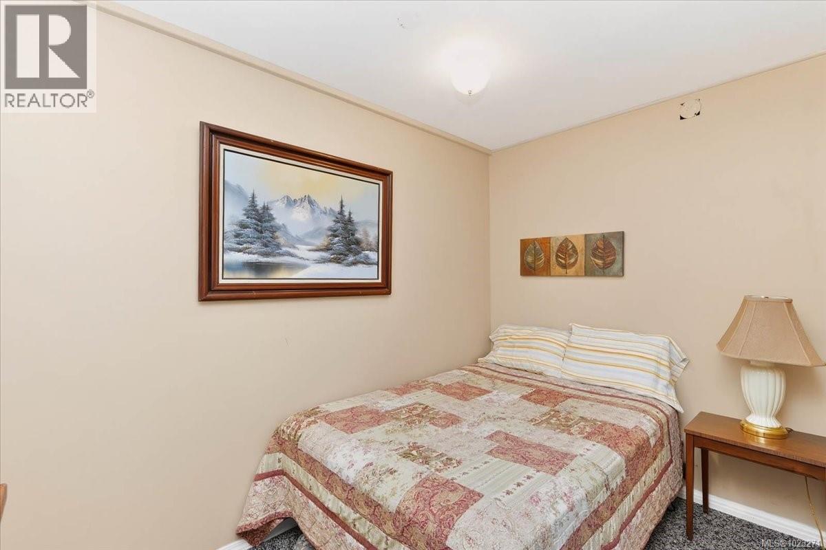 8253 Dickson Dr, Port Alberni