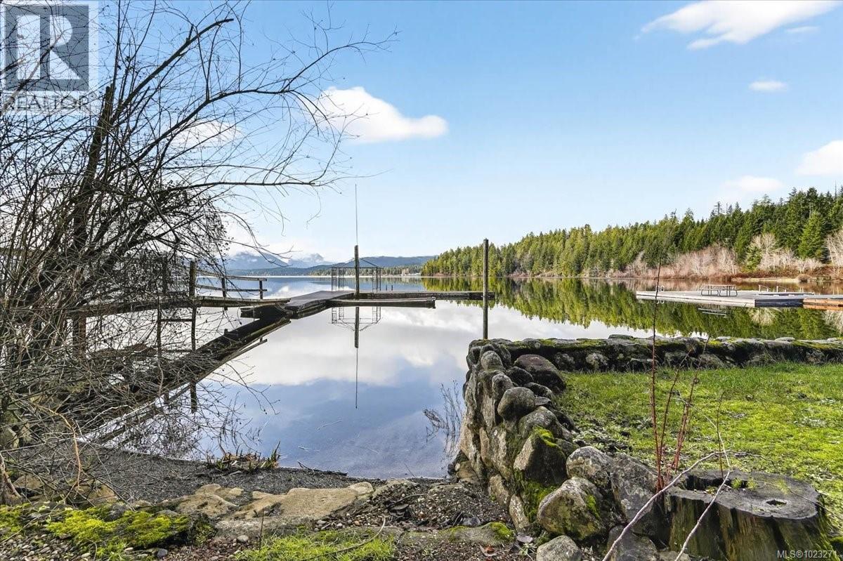 8253 Dickson Dr, Port Alberni