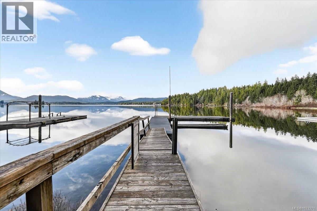 8253 Dickson Dr, Port Alberni