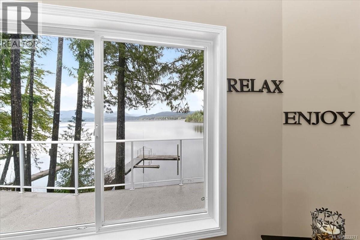 8253 Dickson Dr, Port Alberni