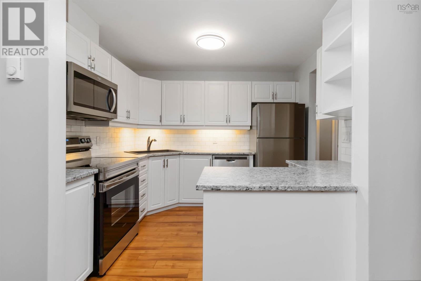 Property 20 of 39 of 334 88 Moirs Mill Road