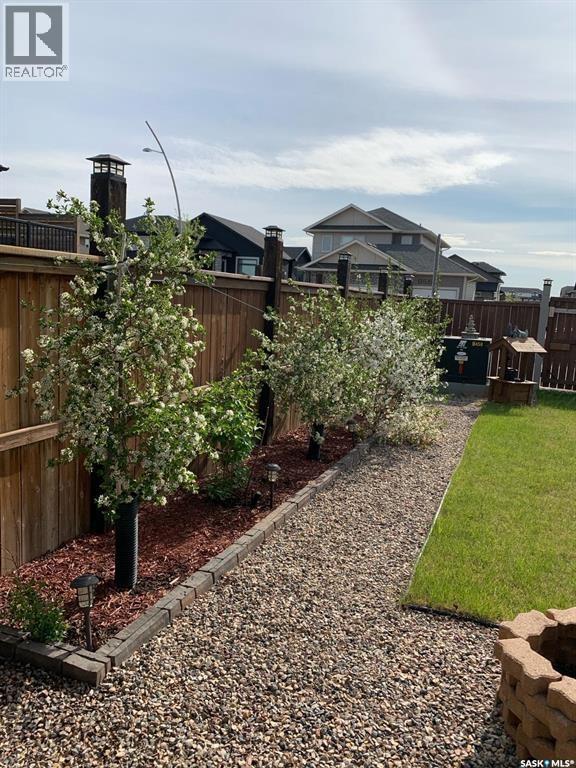 Single Family House Bi-level for Sale in  Evergreen BOULEVARD Saskatoon 