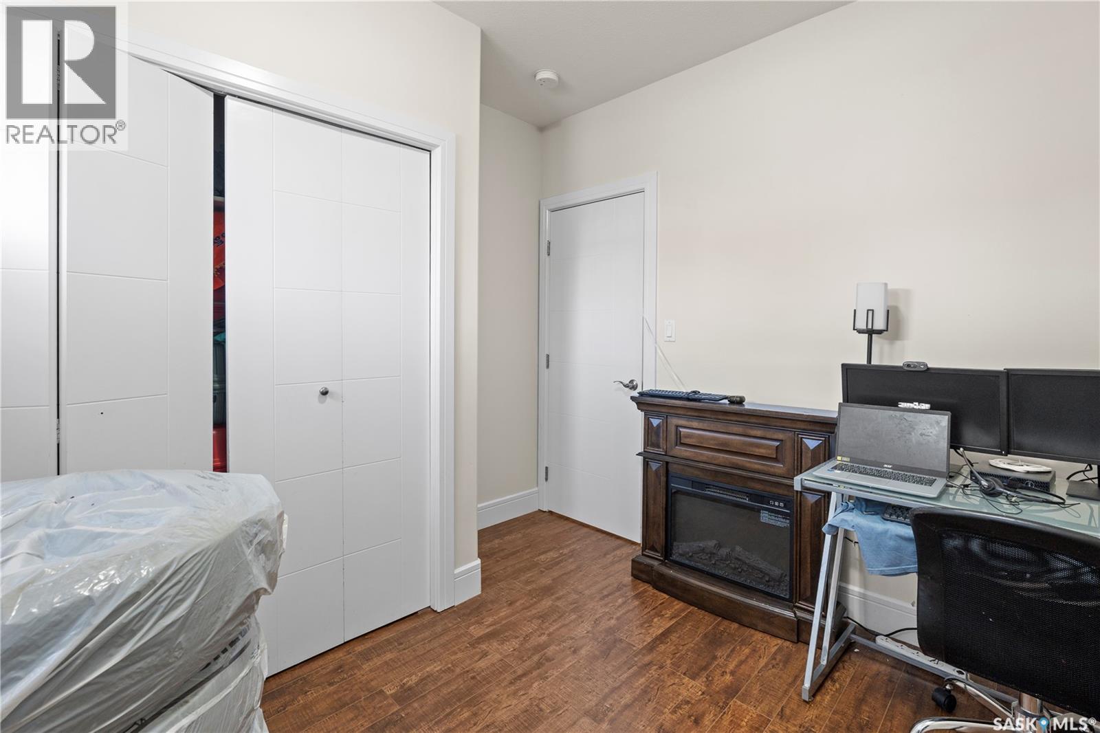 Single Family House Bi-level for Sale in  Evergreen BOULEVARD Saskatoon 