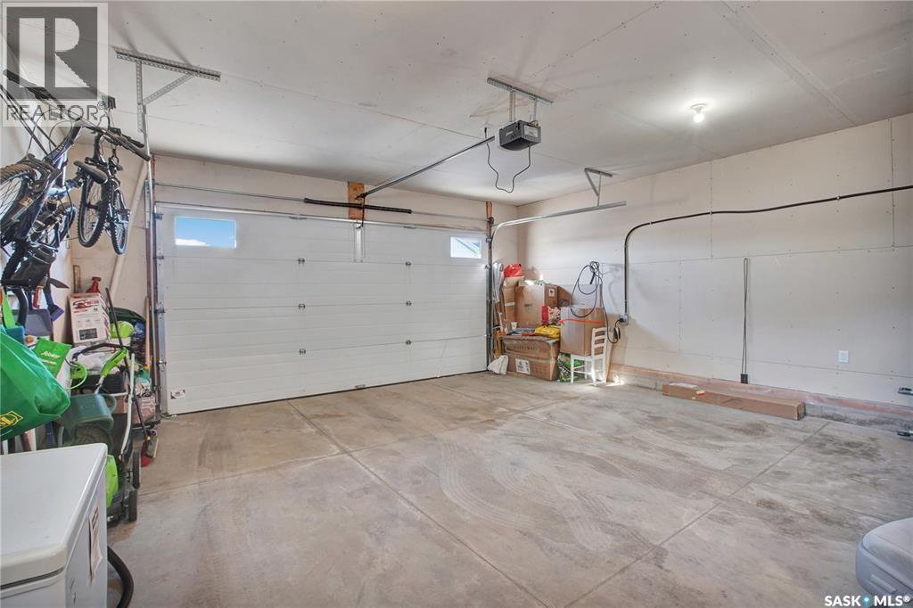 Single Family House Bi-level for Sale in  Evergreen BOULEVARD Saskatoon 