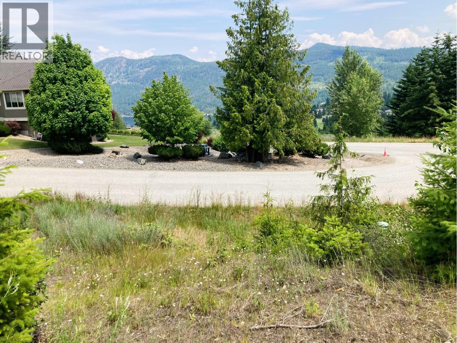  2555 Highlands Drive, Blind Bay