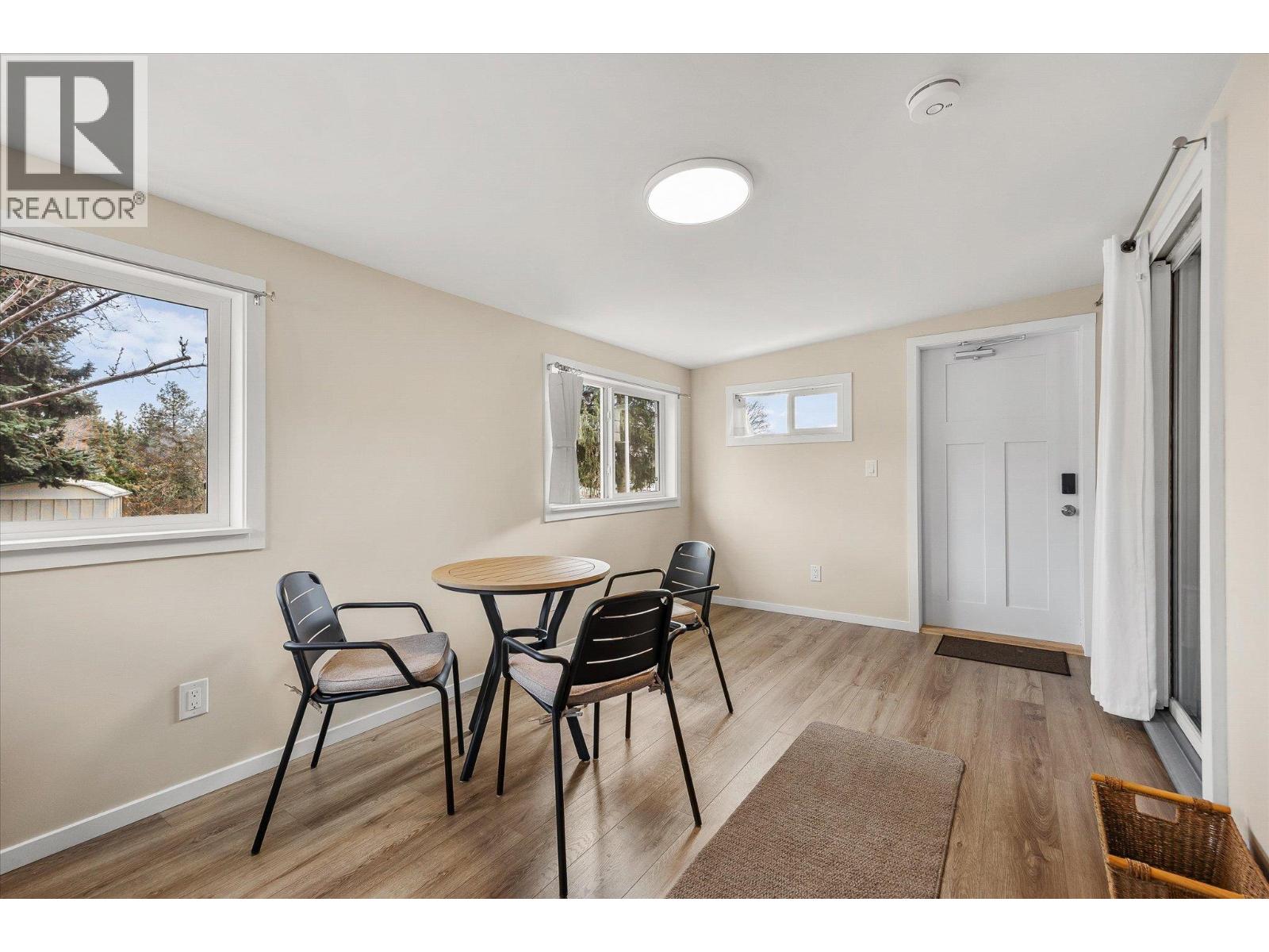 27 2001 97 Highway South, West Kelowna