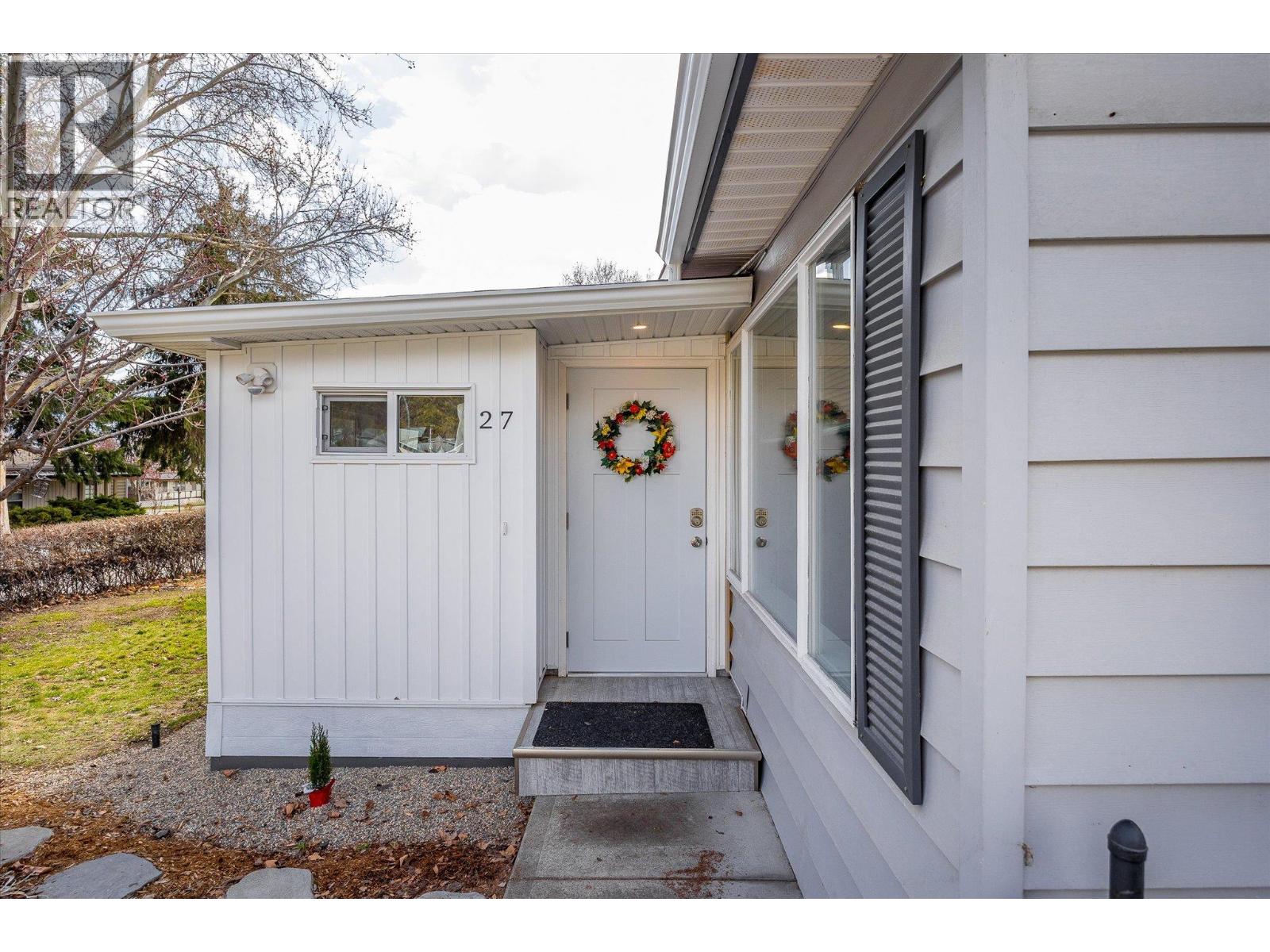 27 2001 97 Highway South, West Kelowna