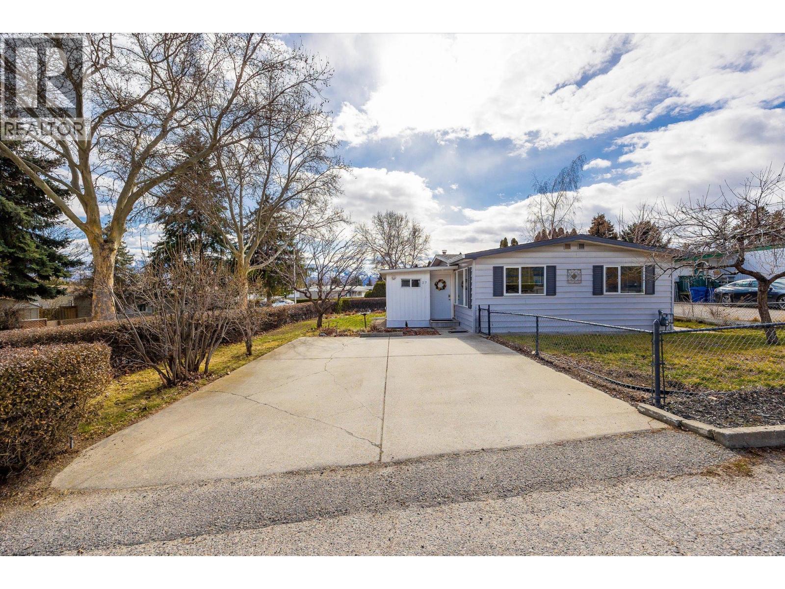 27 2001 97 Highway South, West Kelowna