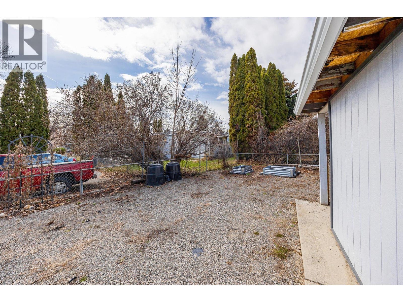 27 2001 97 Highway South, West Kelowna